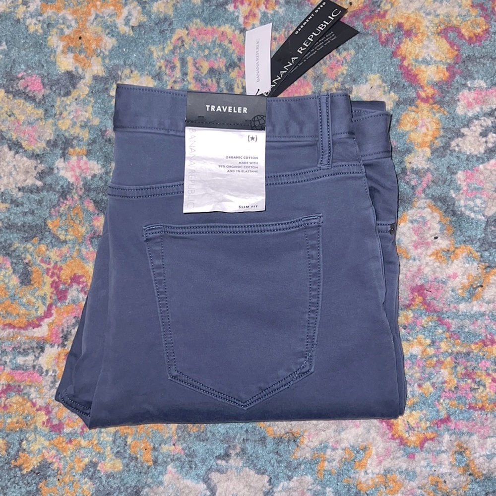 Banana Republic Traveler slim fit blue pants - jeans